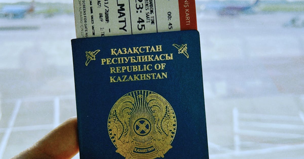 Key Emergency Contacts to Have When Taking Late-Night Taxis in Heraklion