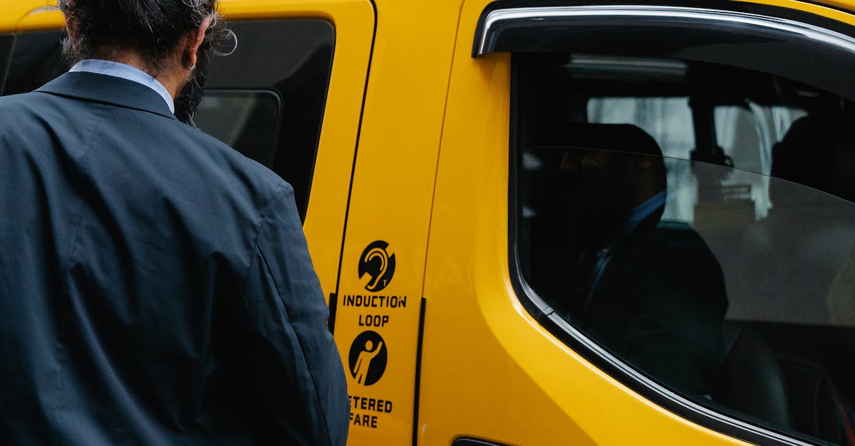 Seasonal Variations in Taxi Booking Trends at Heraklion Airport